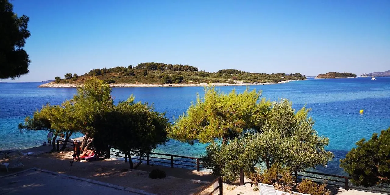 Apartment Okrug Gornji - Trogir With Sea View