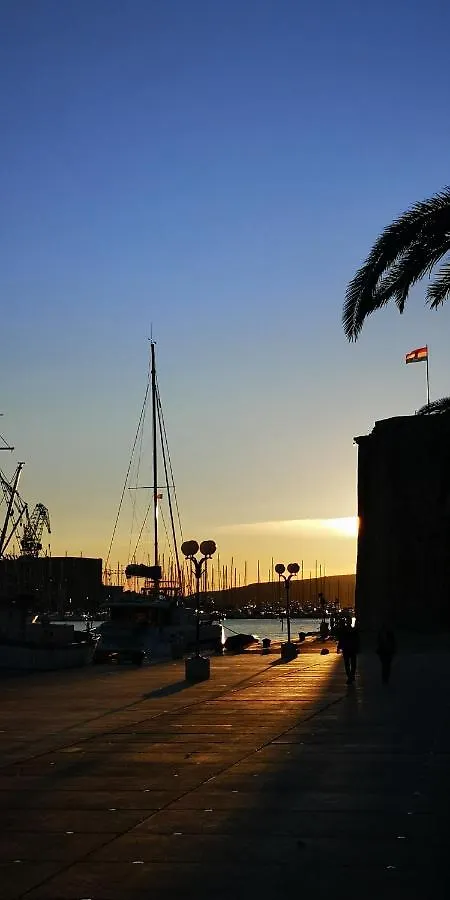 Apartment Okrug Gornji - Trogir With Sea View 0*,